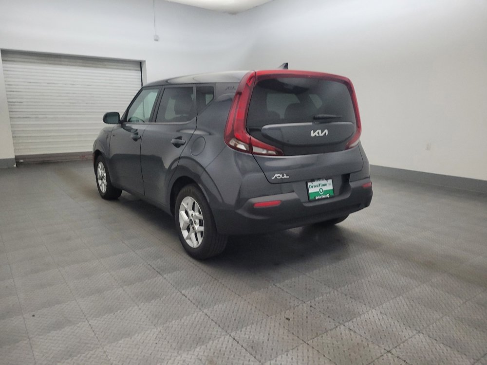 Used 2022 Kia Soul LX w/ Technology Package image 5