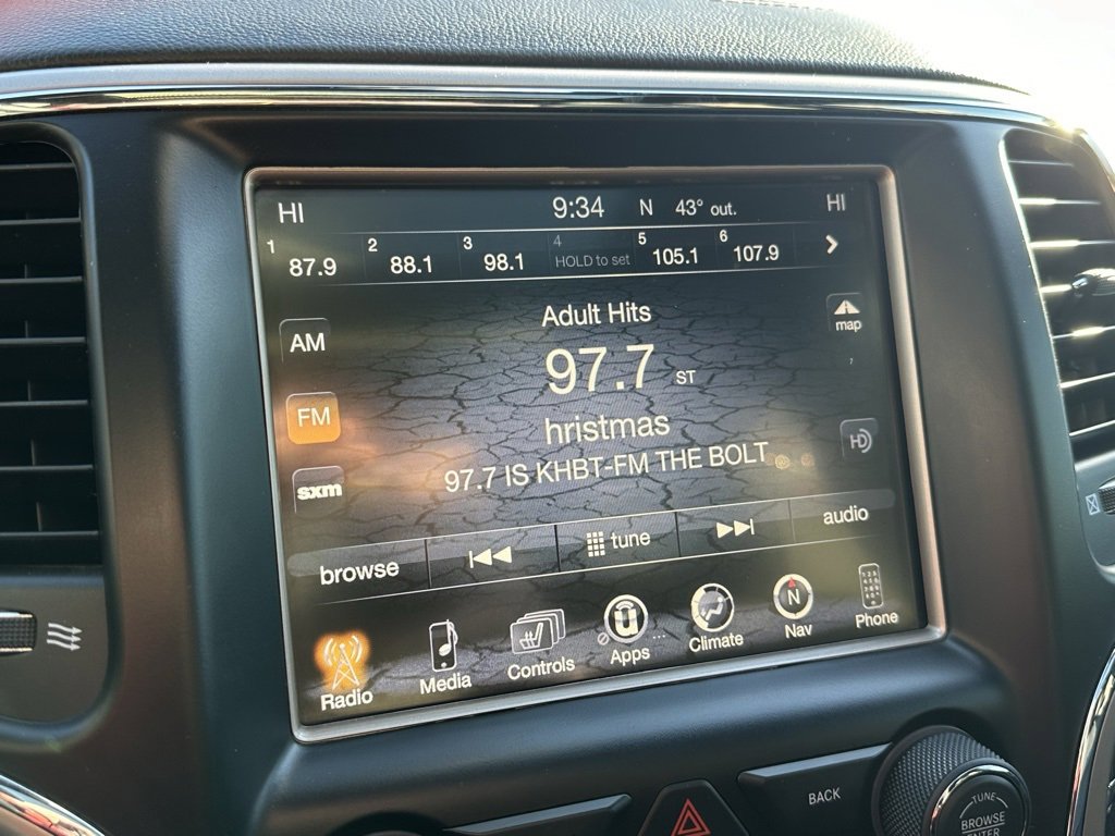 Used 2017 Jeep Grand Cherokee Overland image 31