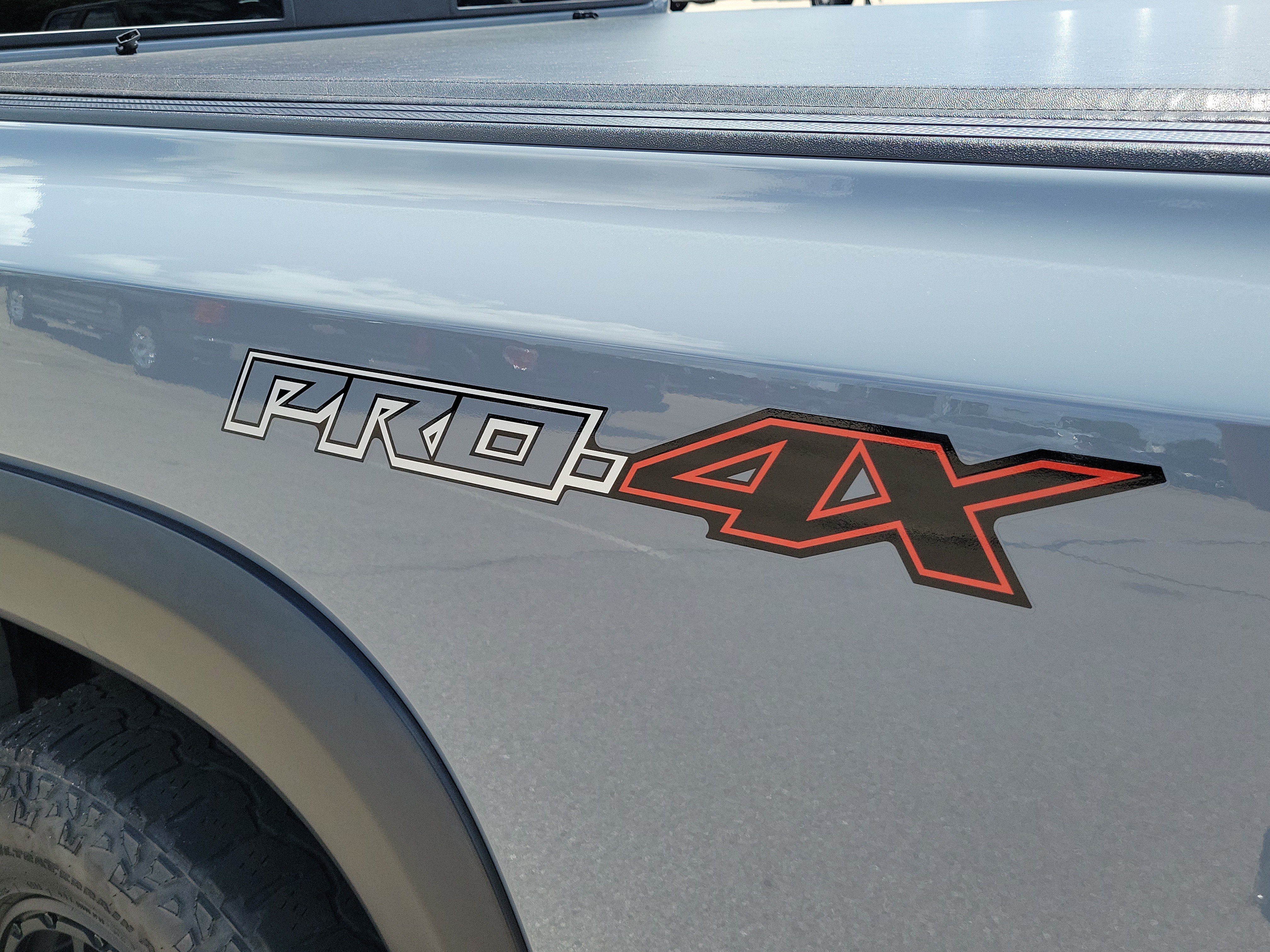 Used 2022 Nissan Frontier PRO-4X w/ Off-Road Protection Package AWD/4WD image 6
