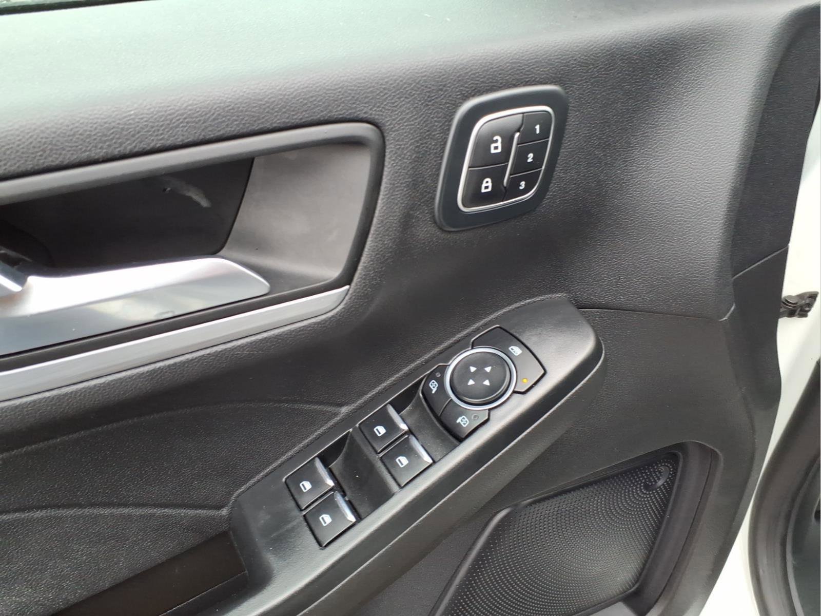 Used 2024 Ford Escape Platinum image 12