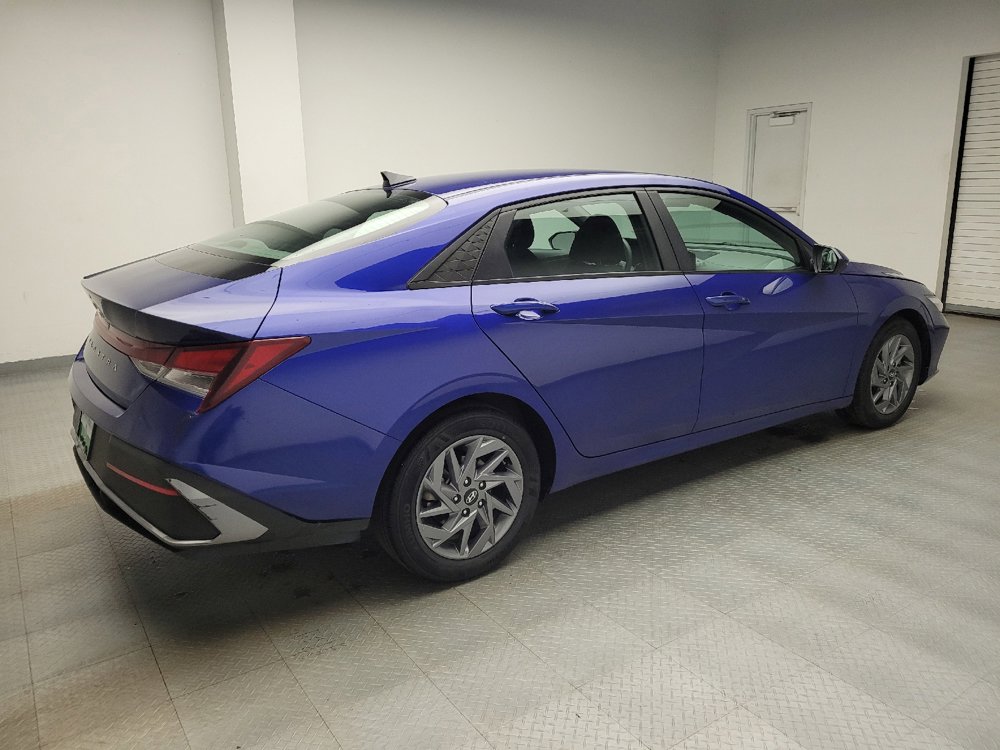 Used 2024 Hyundai Elantra SEL FWD image 10