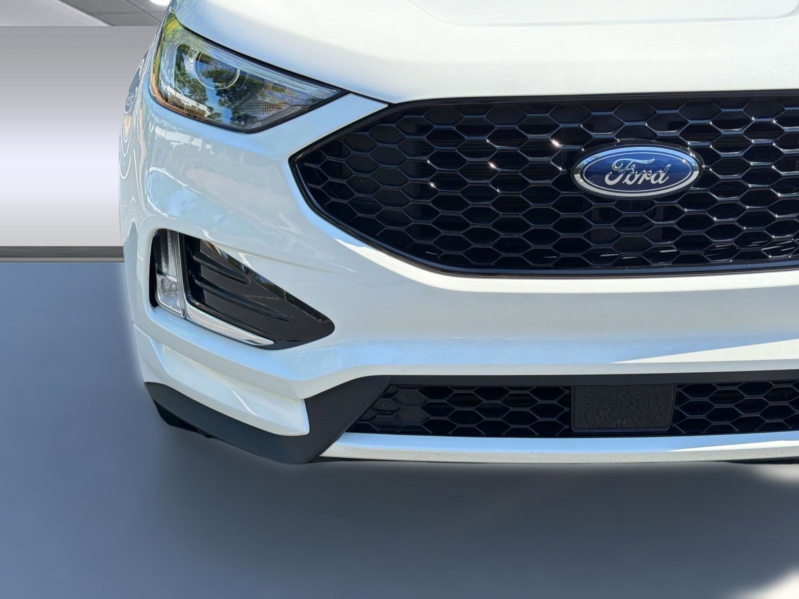 Used 2022 Ford Edge ST-Line AWD/4WD image 11