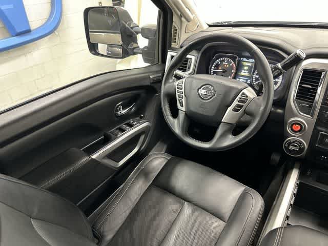 Used 2016 Nissan Titan SL AWD/4WD image 12
