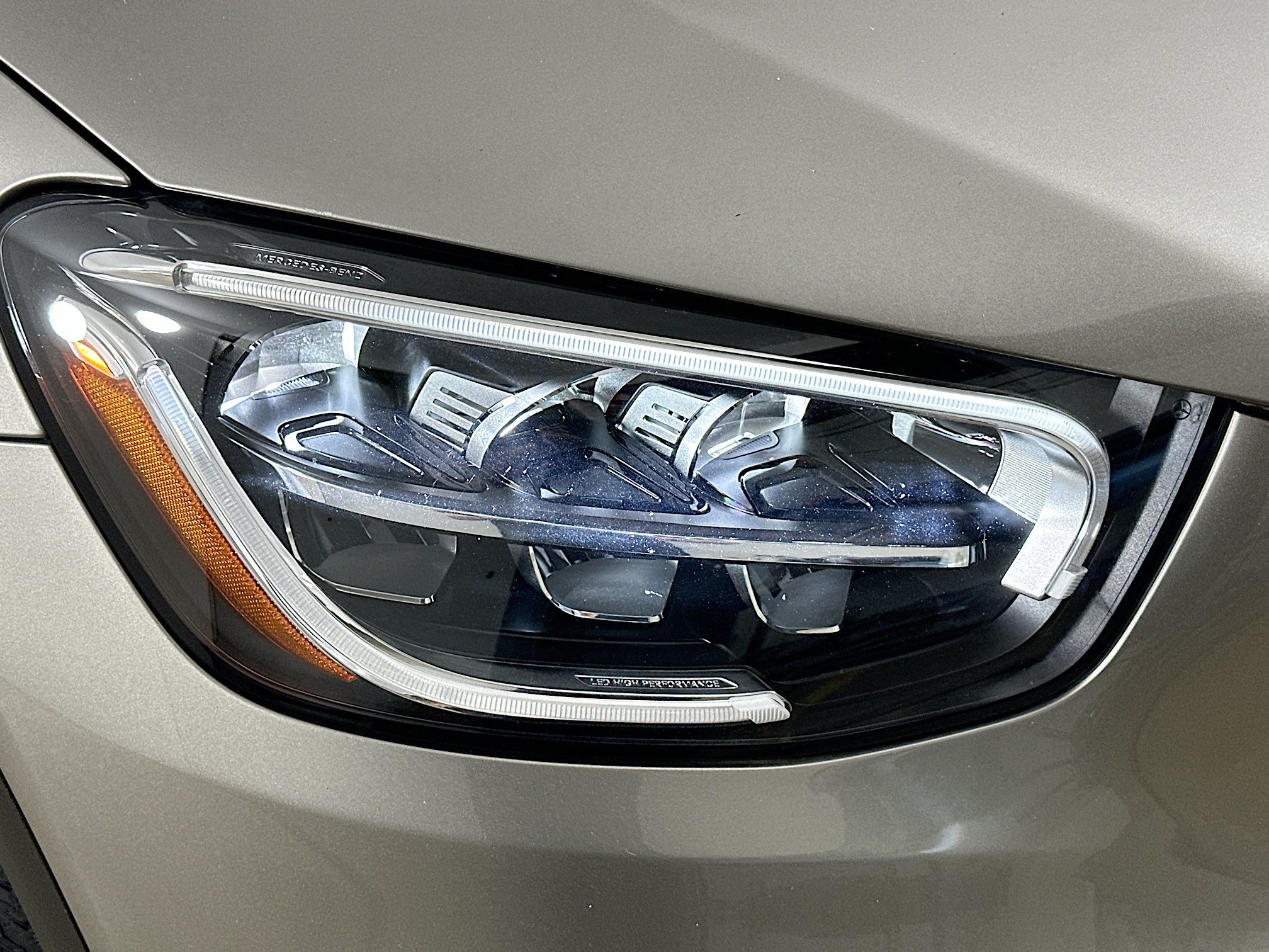 Certified 2022 Mercedes-Benz GLC 300 4MATIC w/ Premium Package Lite image 38