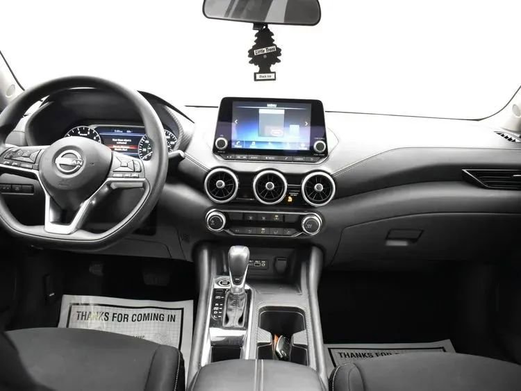 Used 2024 Nissan Sentra SV FWD image 18