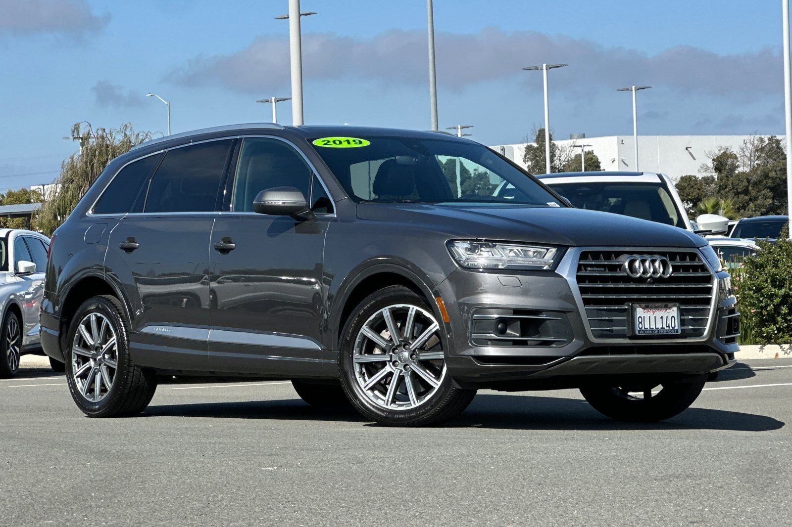 Used 2019 Audi Q7 3.0T Premium Plus w/ Premium Plus Package AWD/4WD image 2