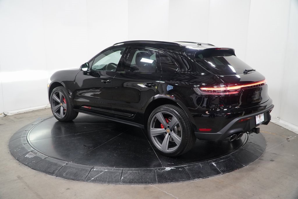 Used 2024 Porsche Macan S image 3