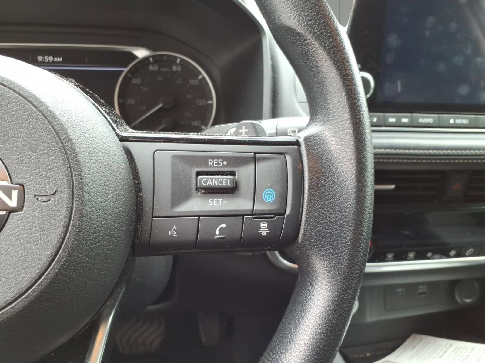 Used 2022 Nissan Rogue SV AWD/4WD image 14