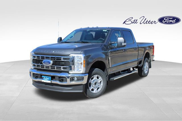 New 2026 Ford F250 XLT image 1