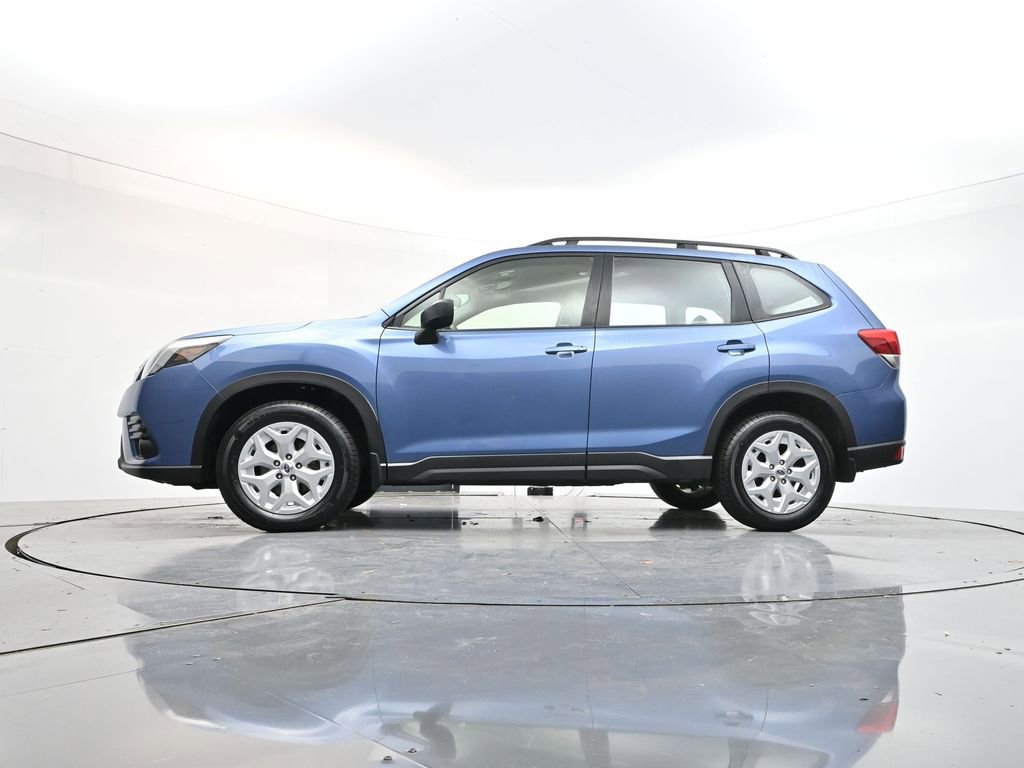 Used 2023 Subaru Forester Base image 30