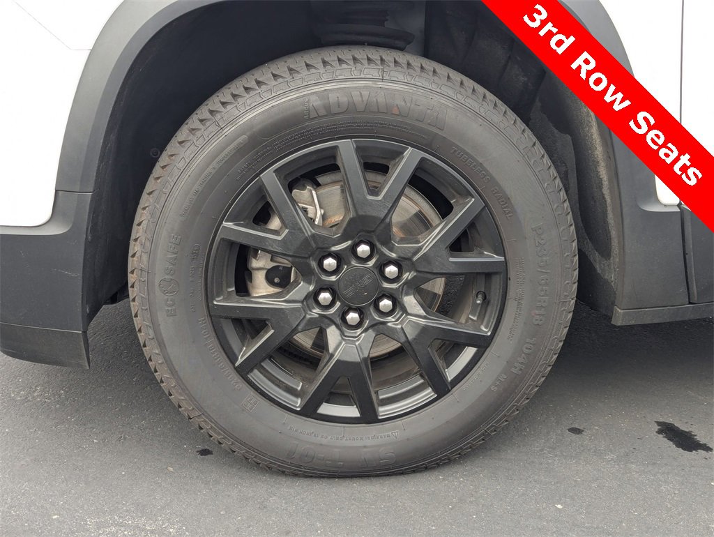 Used 2023 GMC Acadia SLE w/ Driver Convenience Package image 10