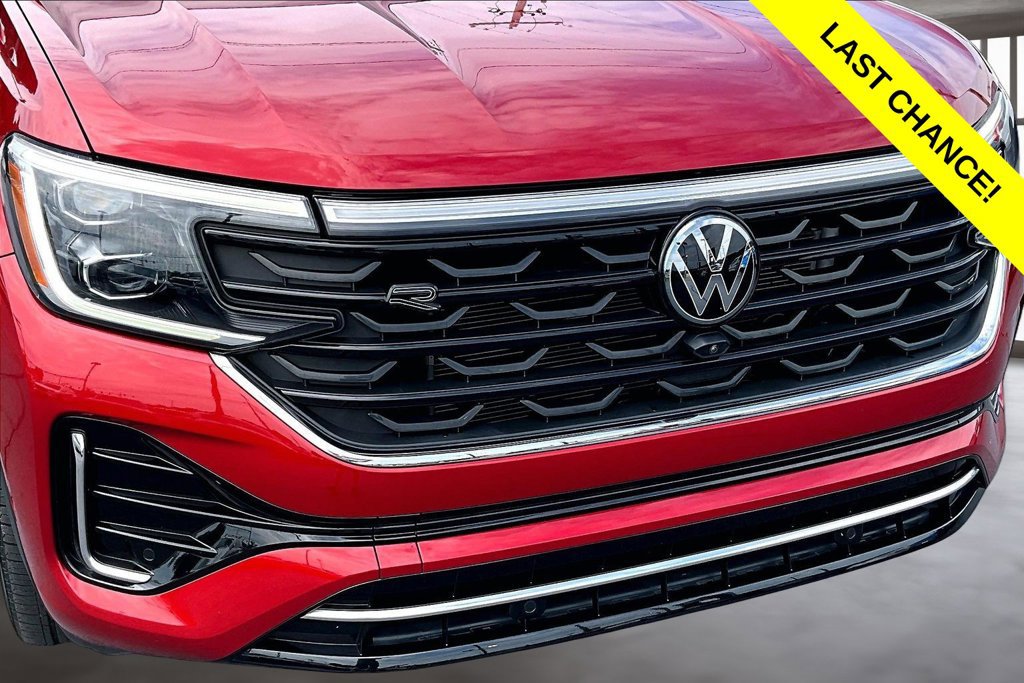 Used 2024 Volkswagen Atlas Cross Sport SEL Premium R-Line AWD/4WD image 28