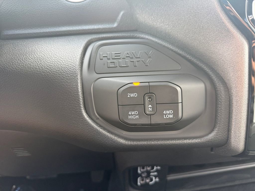 New 2026 RAM 3500 Tradesman AWD/4WD image 28