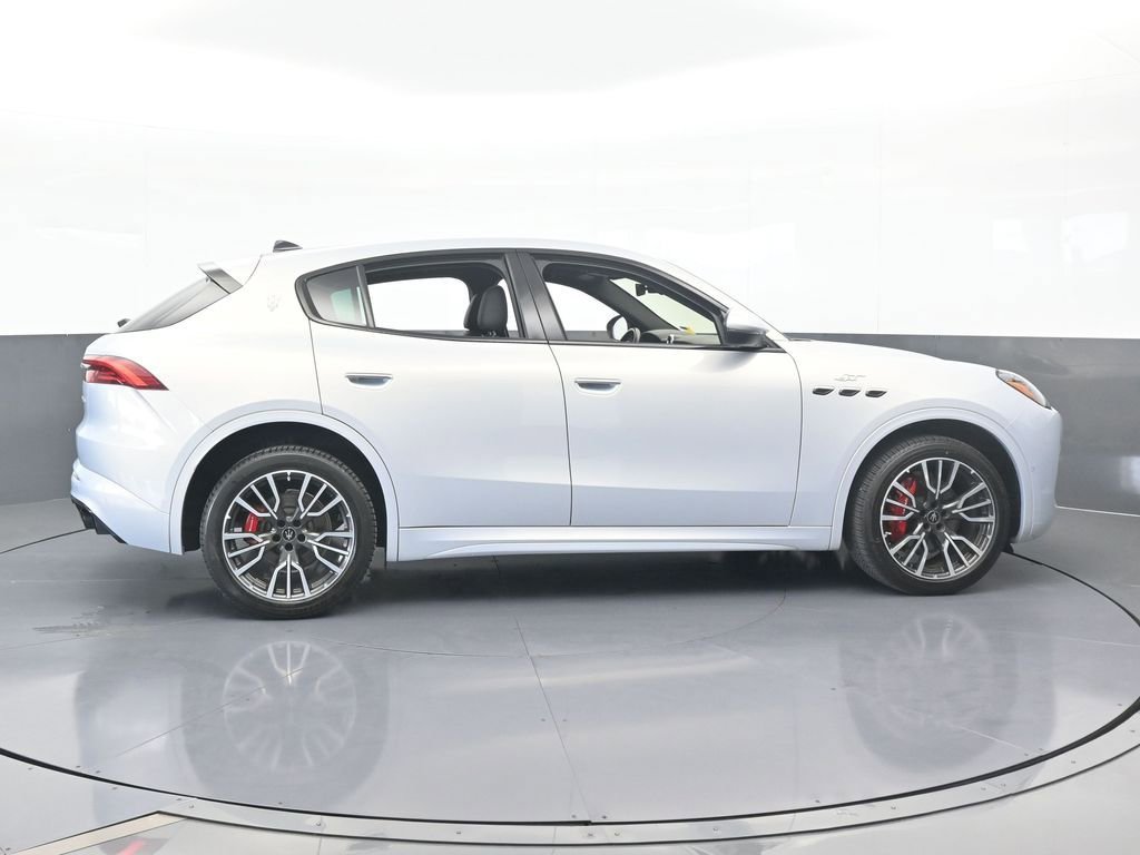 Used 2023 Maserati Grecale GT image 7