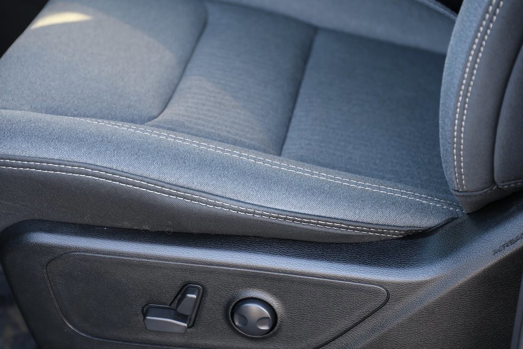 Used 2022 RAM 1500 Big Horn w/ Night Edition image 12