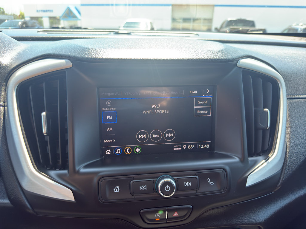 Used 2022 GMC Terrain SLE w/ Driver Convenience Package AWD/4WD image 18