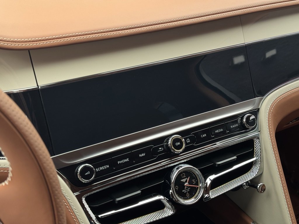 New 2026 Bentley Flying Spur Plug-In Hybrid image 52