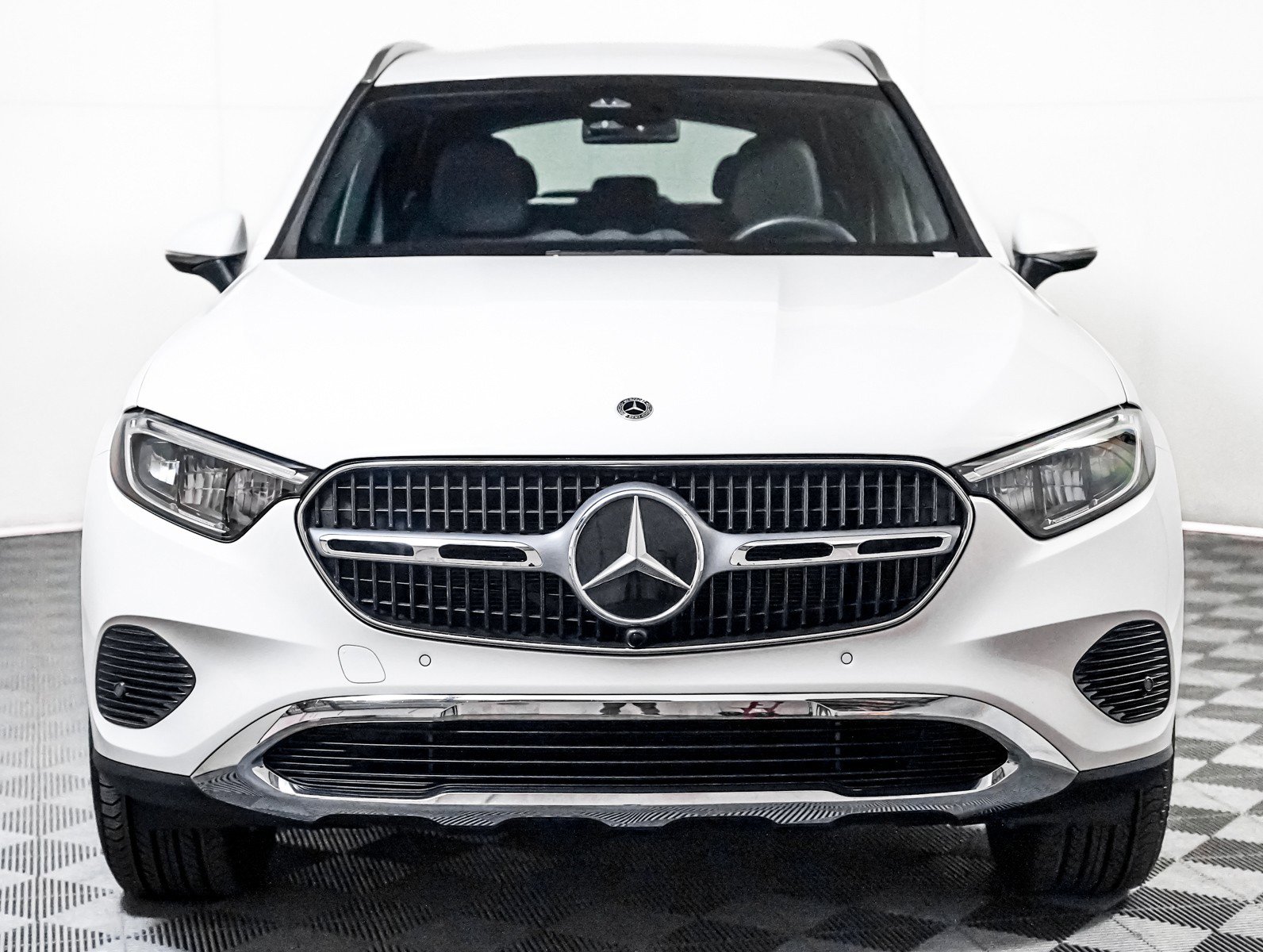 Certified 2024 Mercedes-Benz GLC 300 image 10