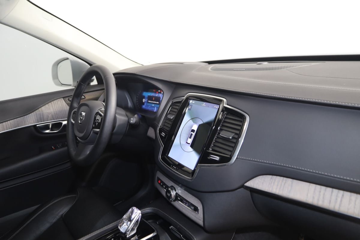 Used 2023 Volvo XC90 B6 Ultimate AWD/4WD image 40