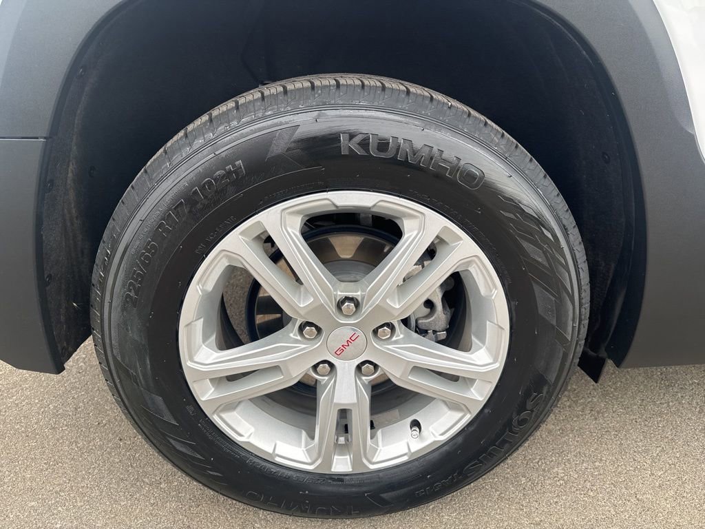 Used 2022 GMC Terrain SLE image 10