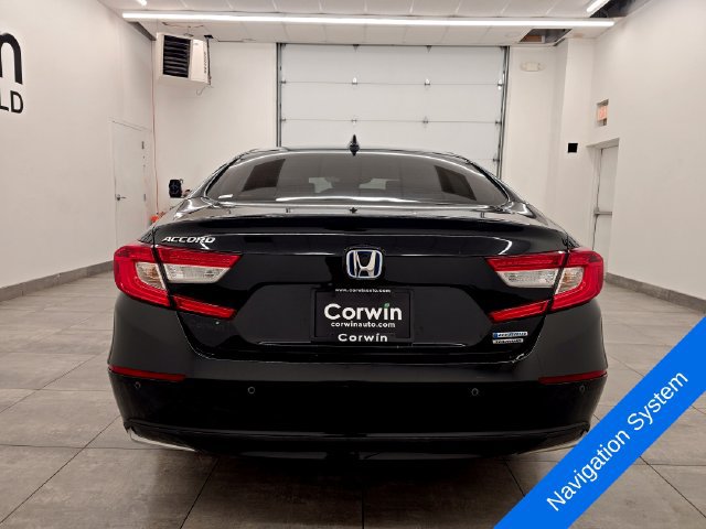 Used 2022 Honda Accord Touring image 4