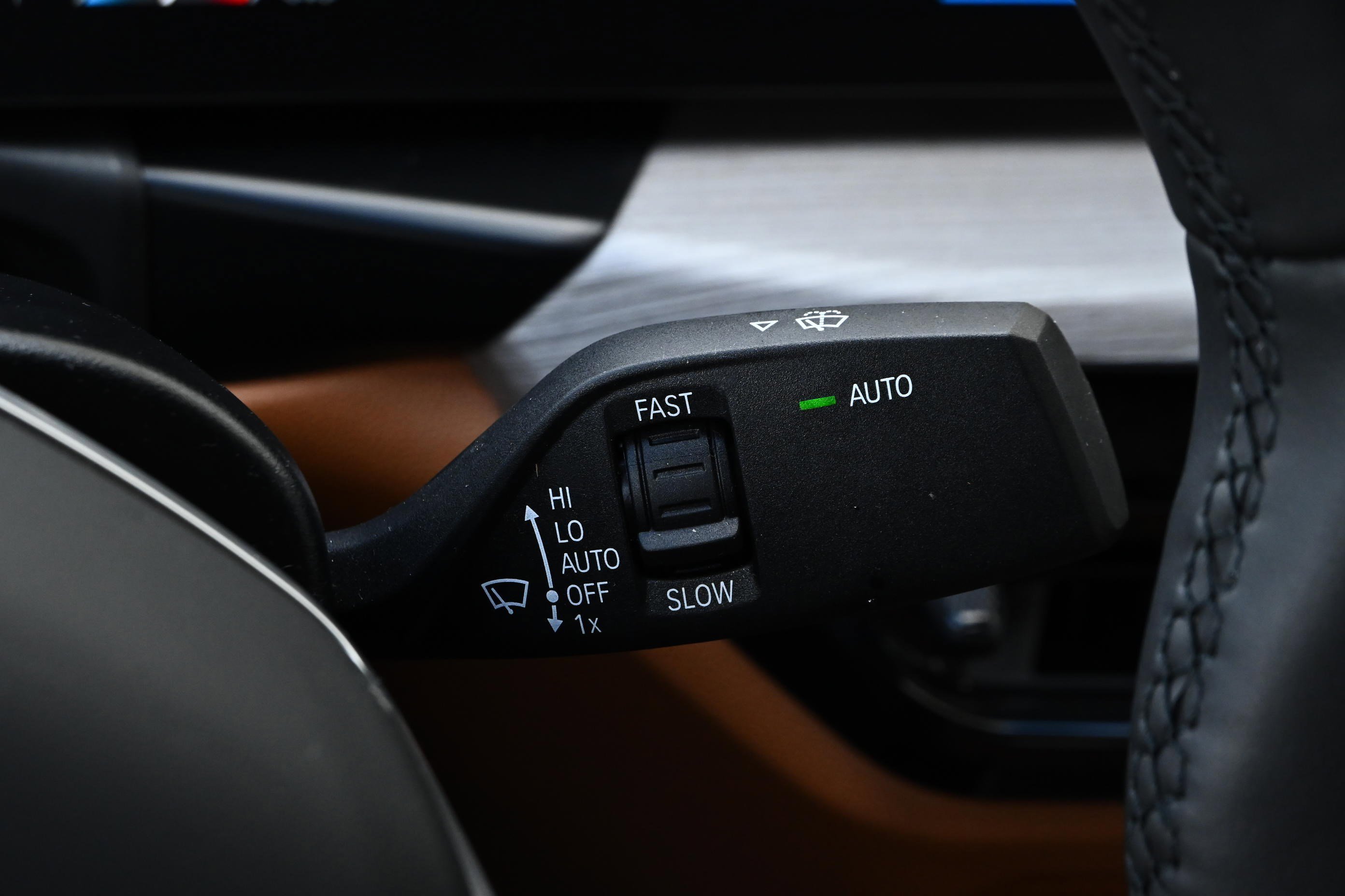 Certified 2025 BMW 330i Sedan image 37