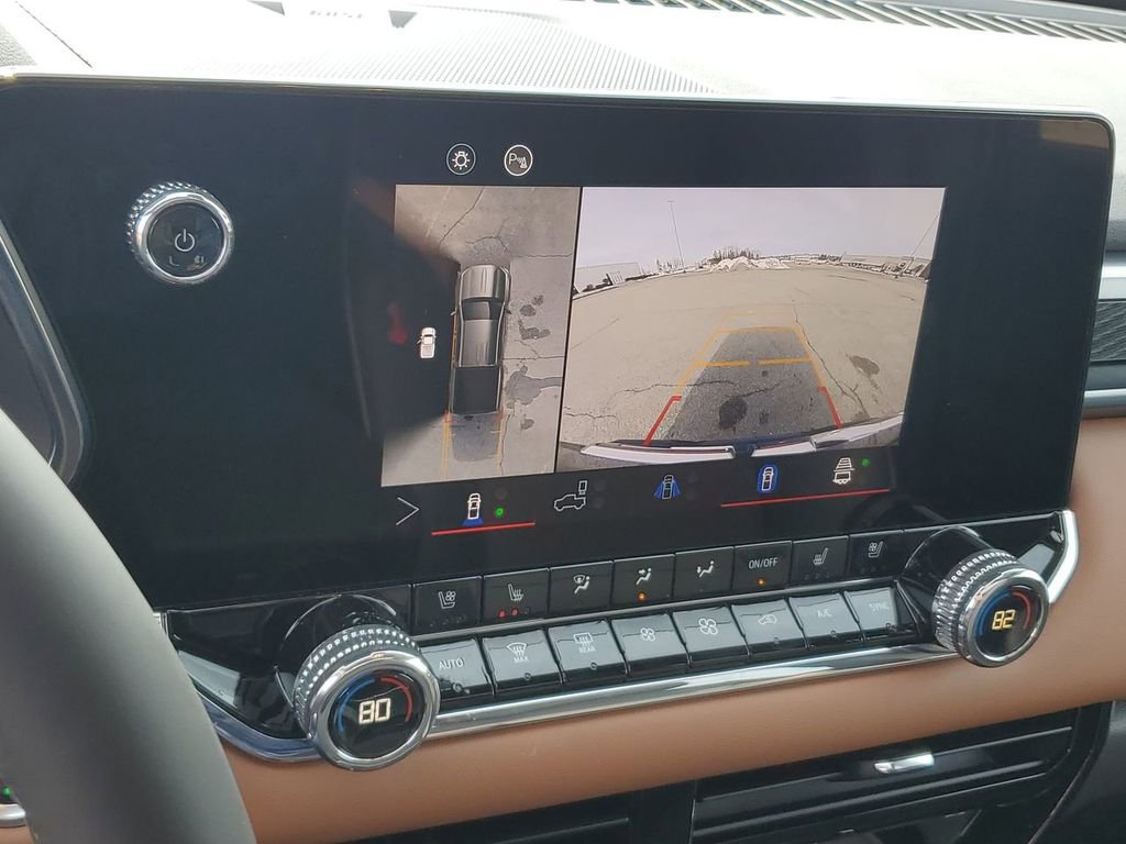 New 2025 GMC Canyon AT4 w/ Nightfall Edition image 16