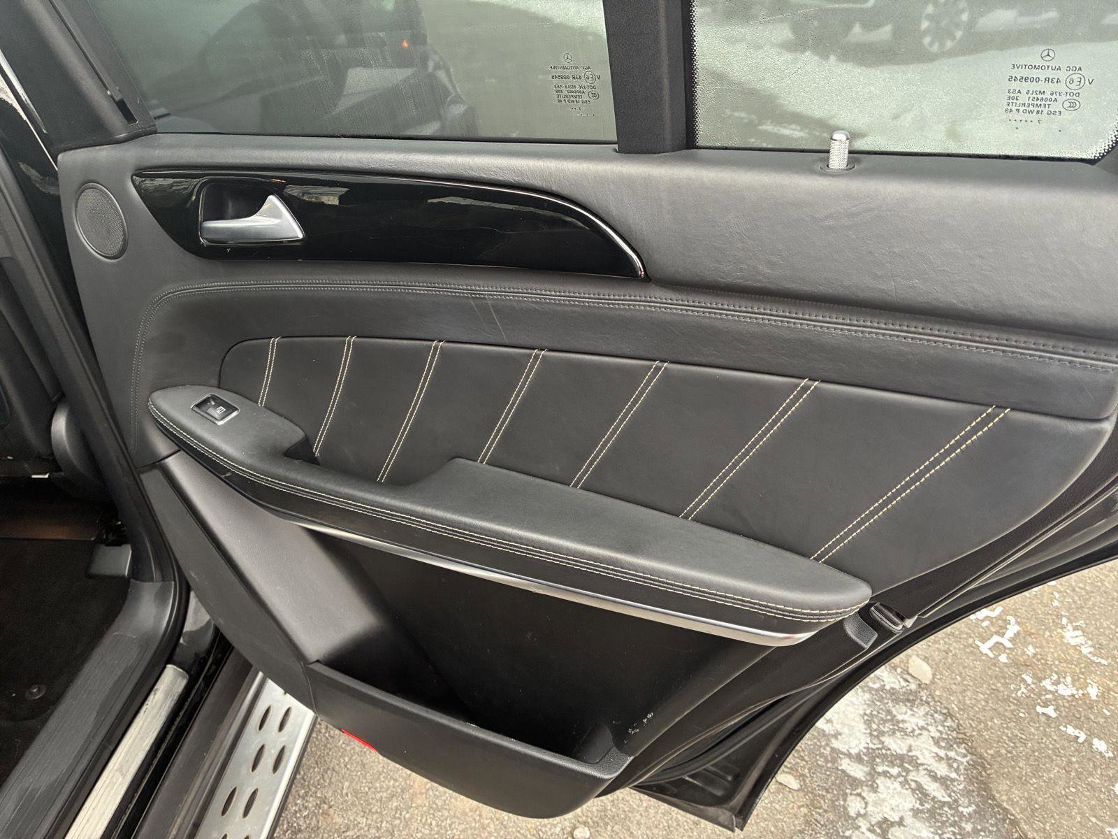 Used 2018 Mercedes-Benz GLS 63 AMG AMG GLS 63 image 31