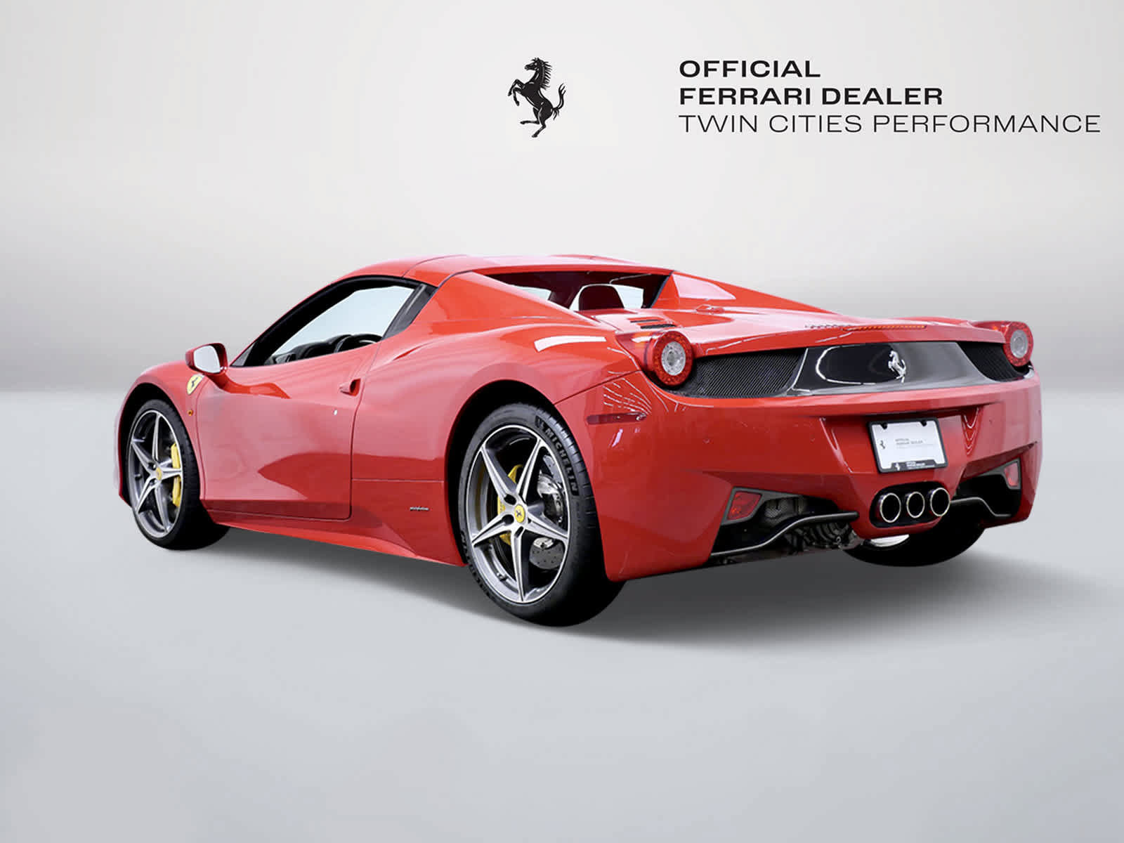 Certified 2015 Ferrari 458 Spider RWD image 3