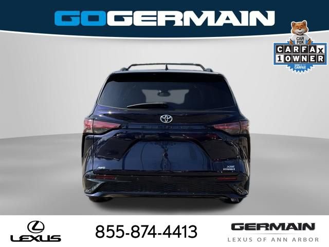 Used 2021 Toyota Sienna XSE w/ XSE Plus Package image 7