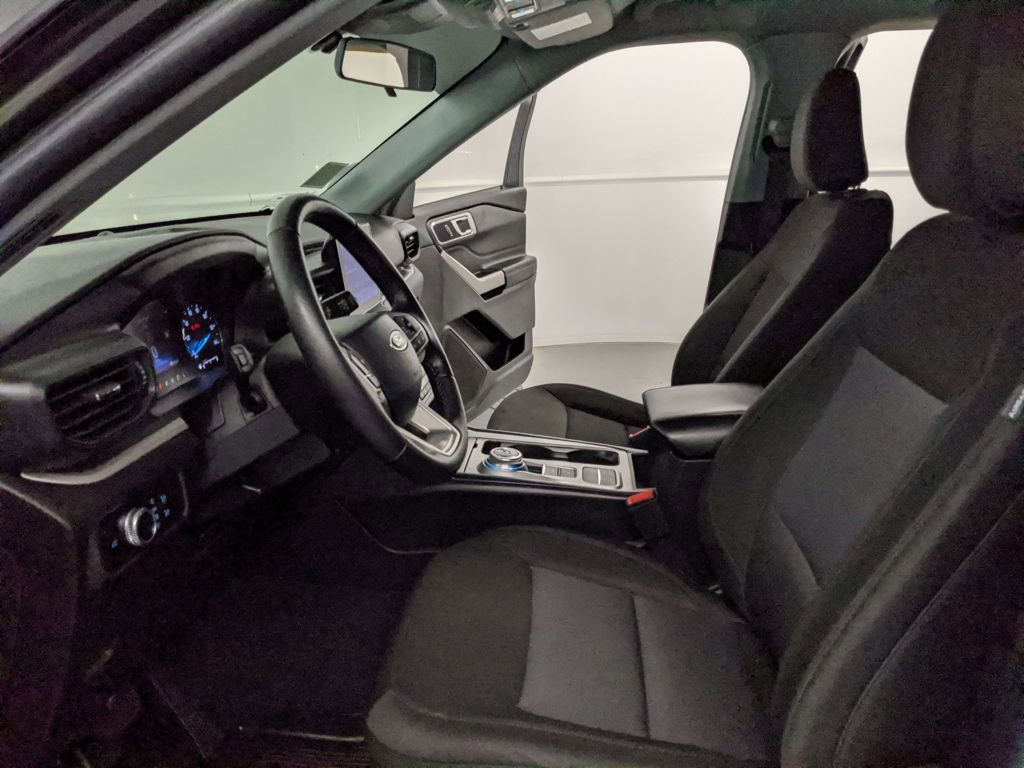 Certified 2023 Ford Explorer XLT image 16