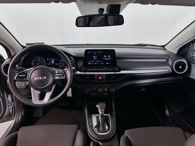 Used 2023 Kia Forte LXS w/ LXS Technology Package FWD image 18