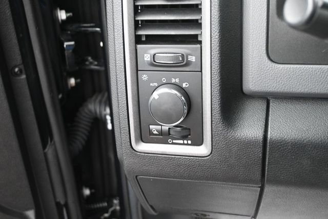 Used 2016 RAM 1500 Tradesman w/ Popular Equipment Group RWD image 32
