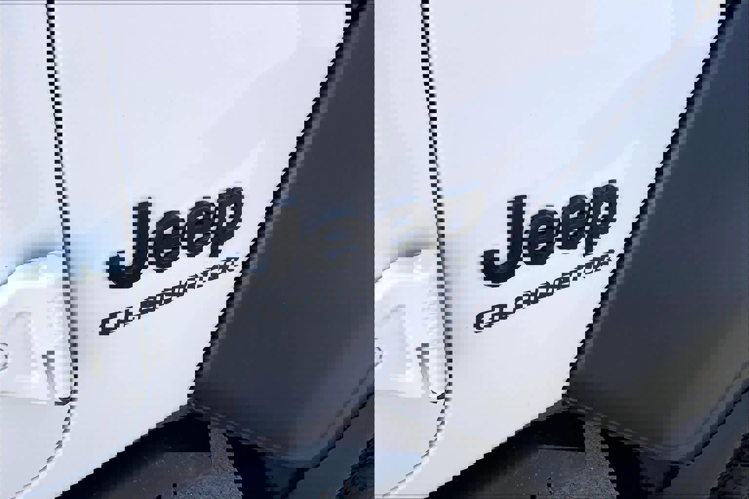 Used 2020 Jeep Gladiator Sport w/ Quick Order Package 24S image 9