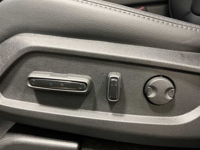 Used 2026 Honda Pilot Touring image 14