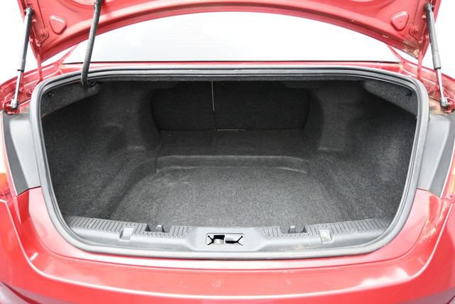 Used 2010 Ford Taurus SEL FWD image 30