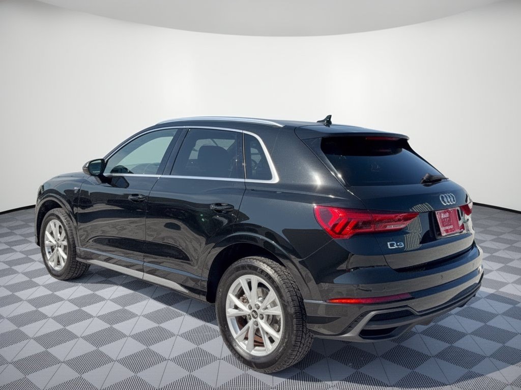 Used 2023 Audi Q3 2.0T Premium AWD/4WD image 3