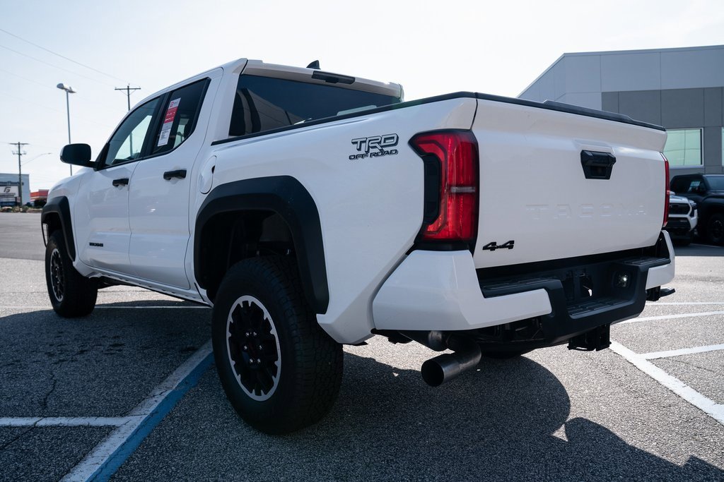 New 2025 Toyota Tacoma TRD Off-Road image 5
