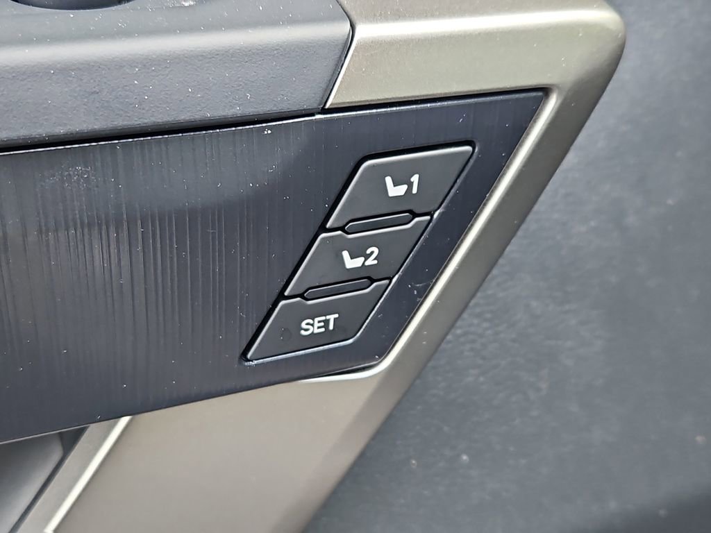 New 2026 Toyota Tundra Platinum w/ TRD Off-Road Package image 17