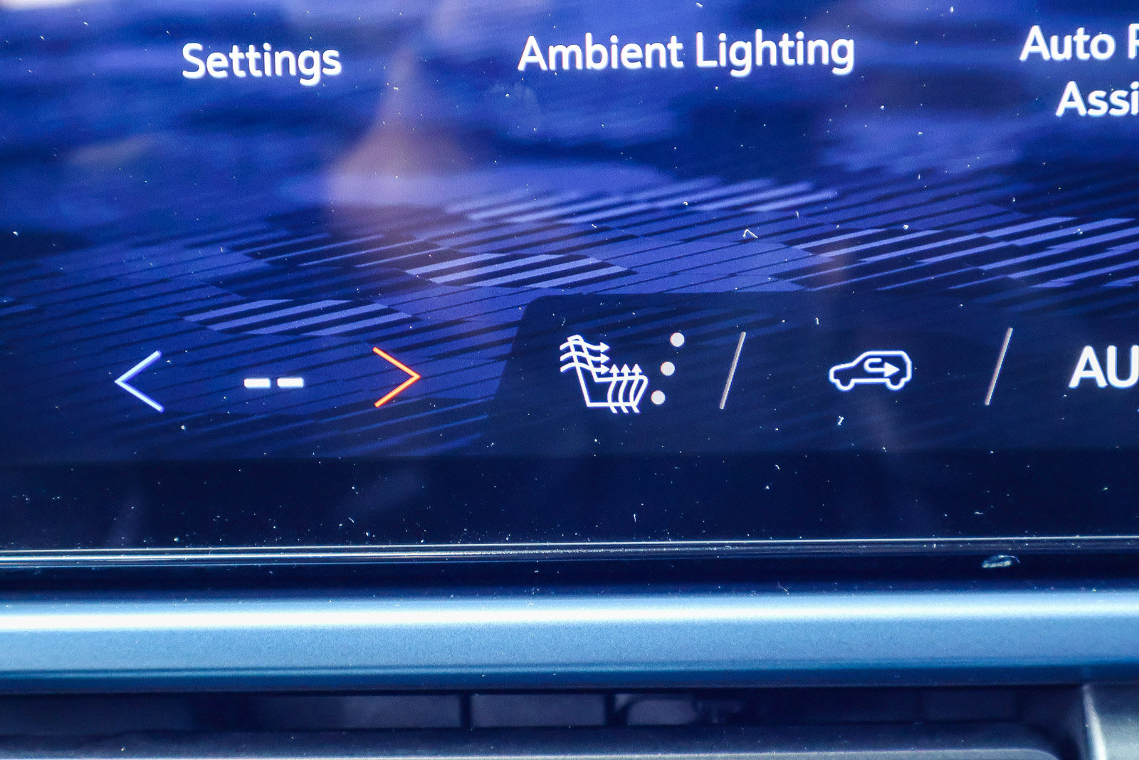 Used 2024 Chevrolet Equinox EV LT w/ Active Safety Package 3 AWD/4WD image 8