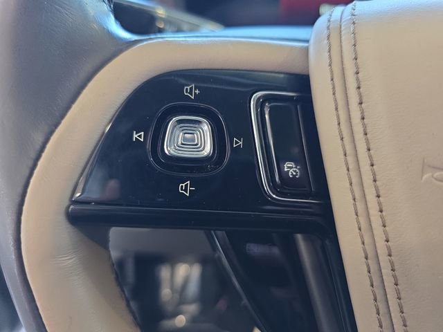 Used 2023 Lincoln Aviator Reserve w/ Equipment Group 201A AWD/4WD image 18