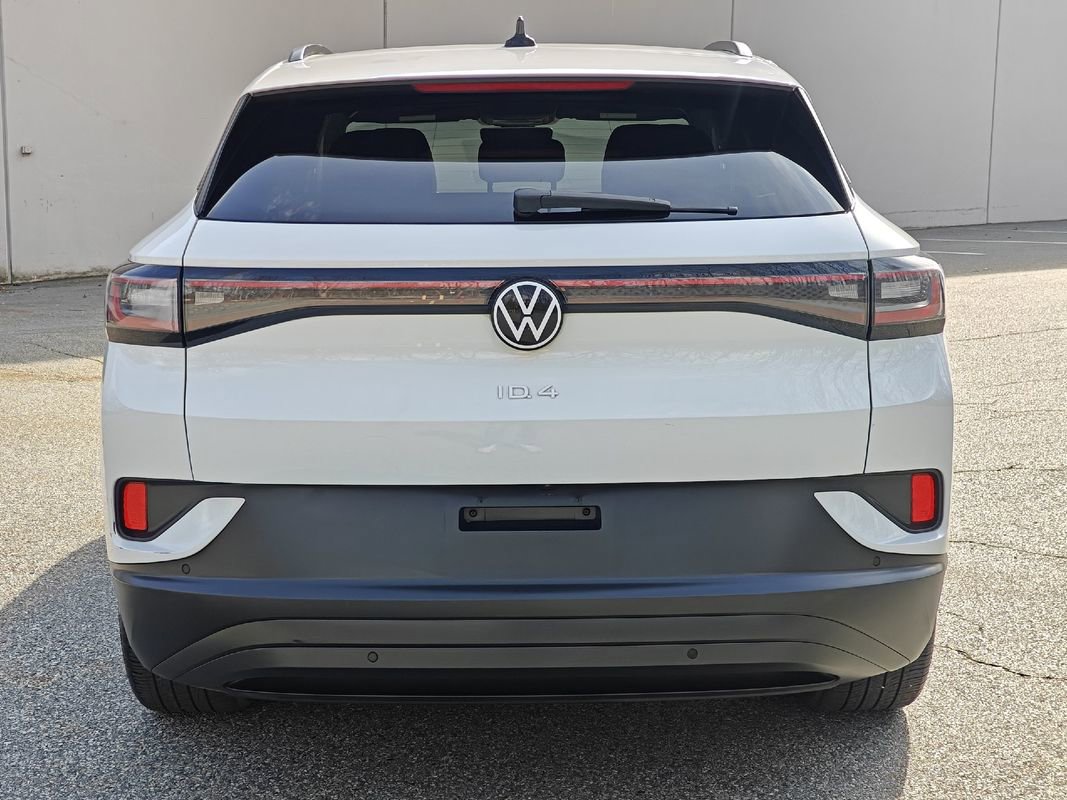 Used 2023 Volkswagen ID.4 Pro image 5