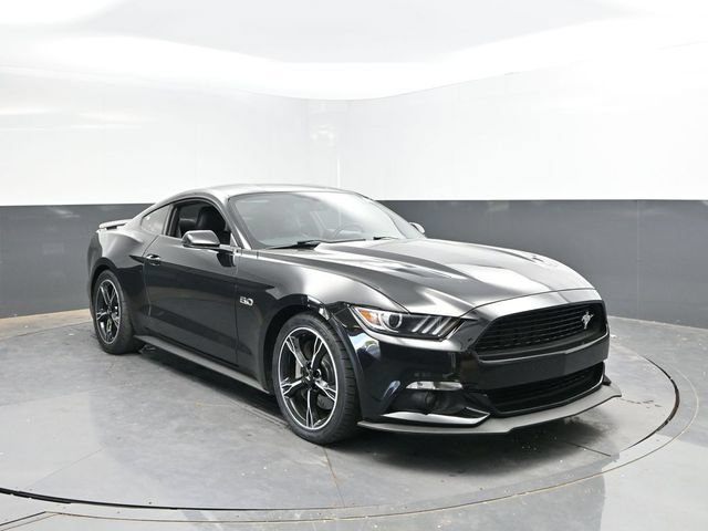 Used 2016 Ford Mustang GT Premium w/ Equipment Group 401A RWD image 6
