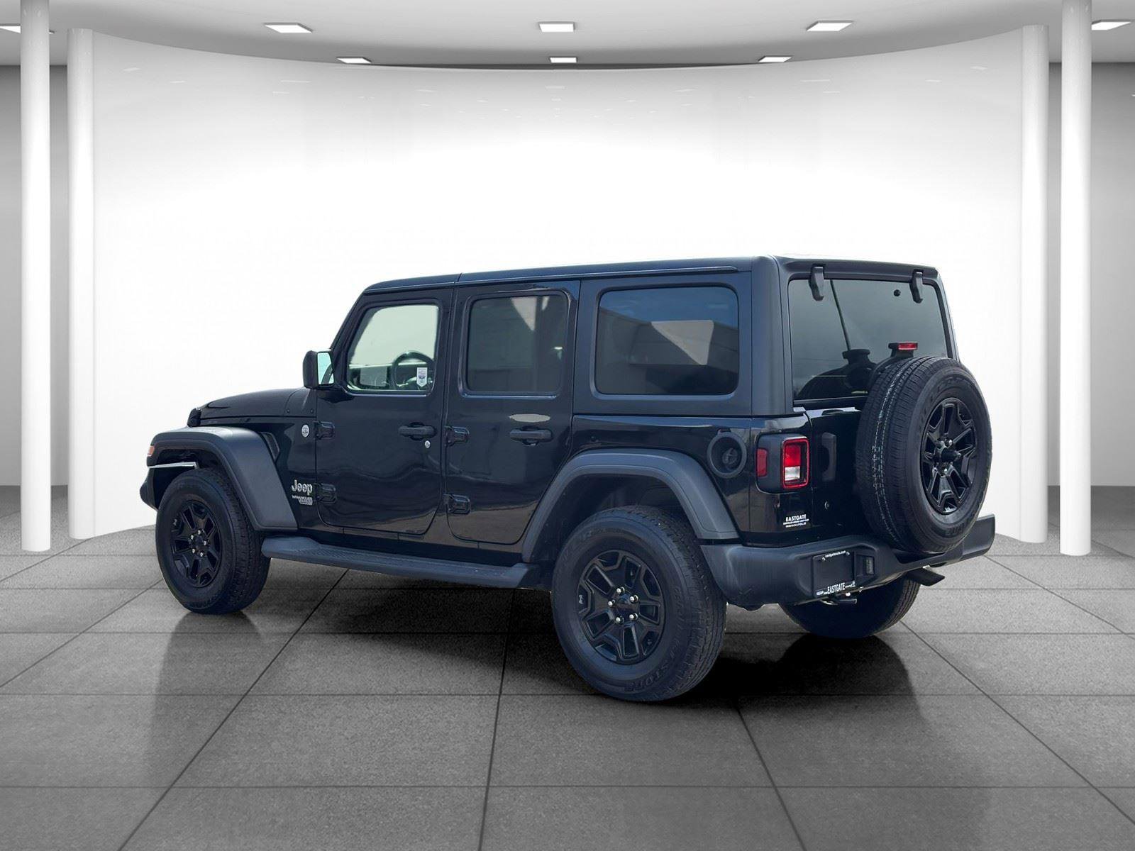 Used 2018 Jeep Wrangler Unlimited Sport S image 5