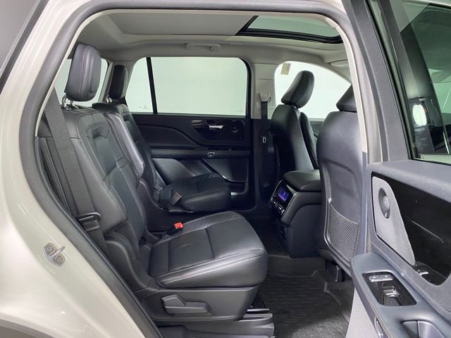 Used 2025 Lincoln Aviator Reserve w/ Illumination Package image 10