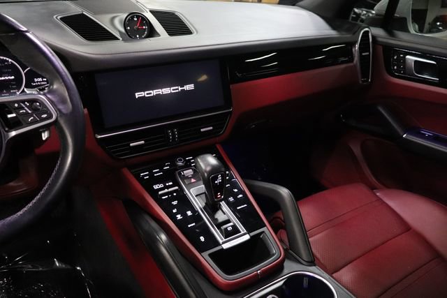 Used 2022 Porsche Cayenne Platinum Edition AWD/4WD image 31