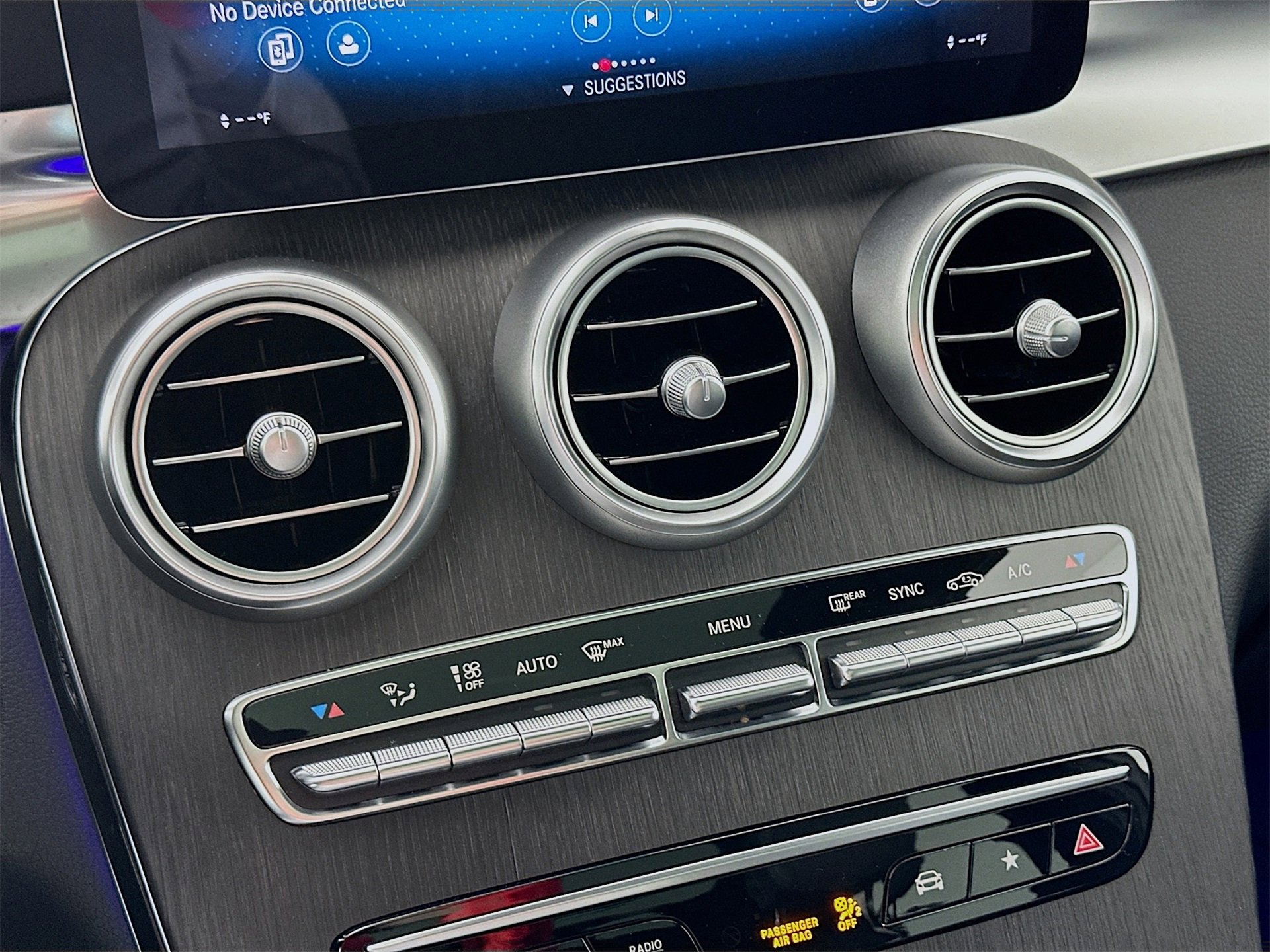 Used 2022 Mercedes-Benz GLC 300 4MATIC image 16