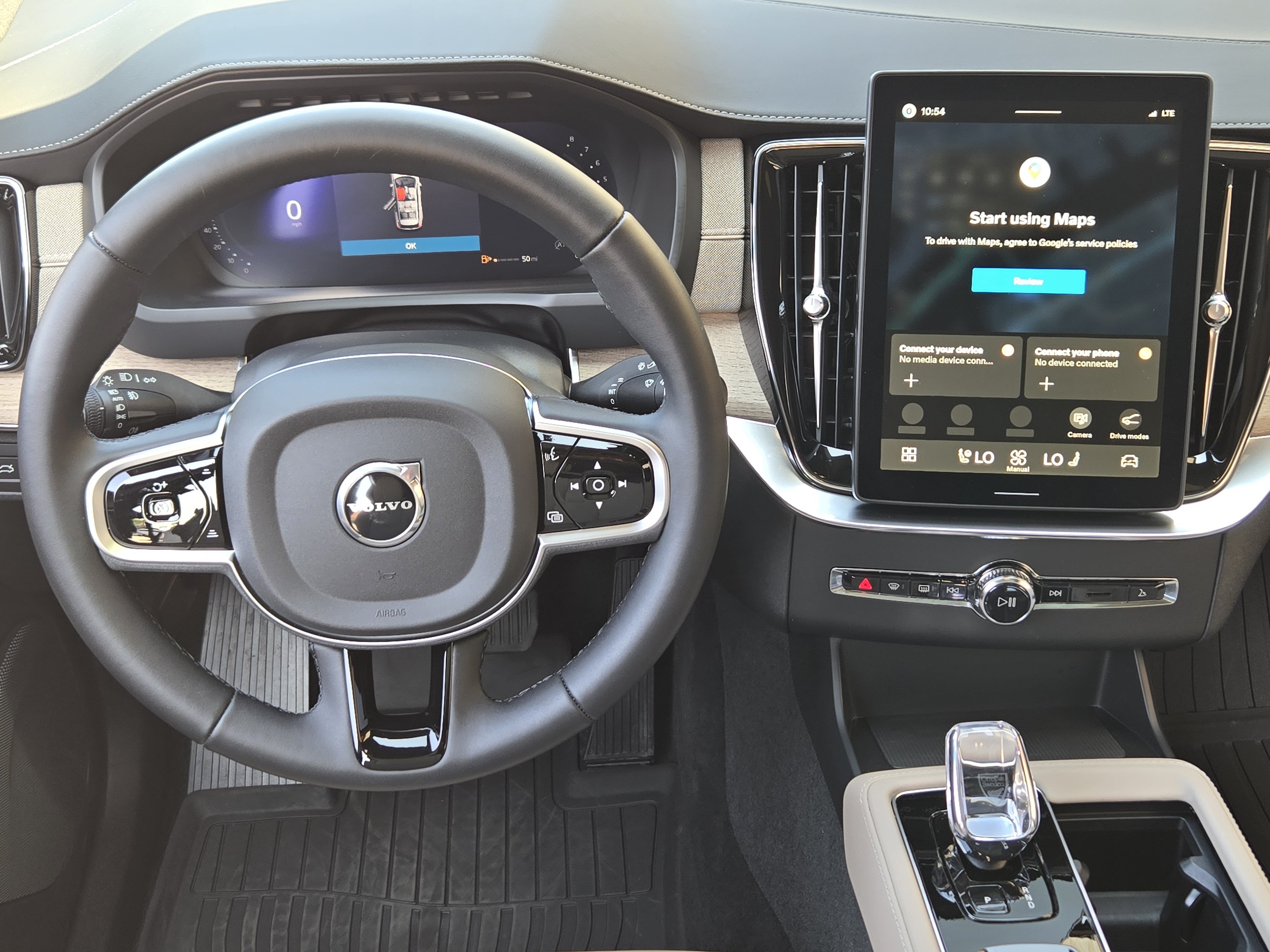 Certified 2026 Volvo XC90 B6 Plus w/ Protection Package Premier AWD/4WD image 27