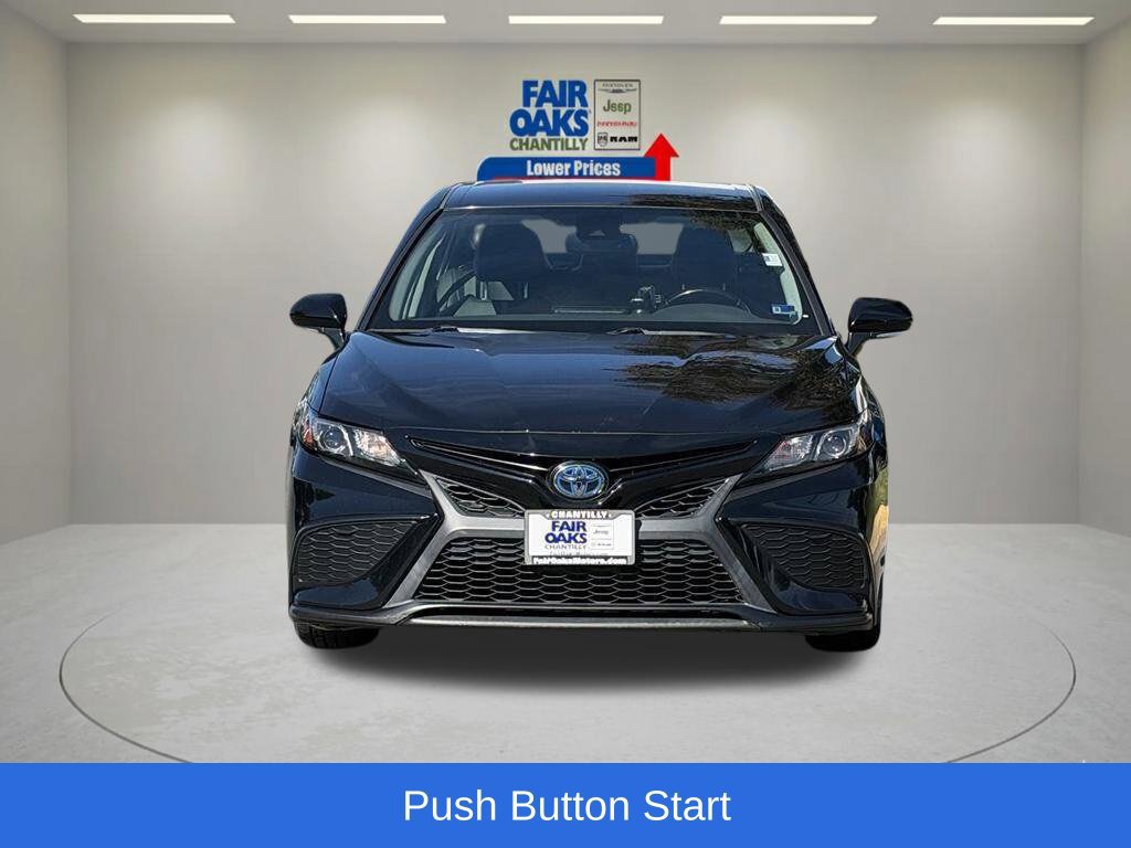 Used 2022 Toyota Camry SE FWD image 5