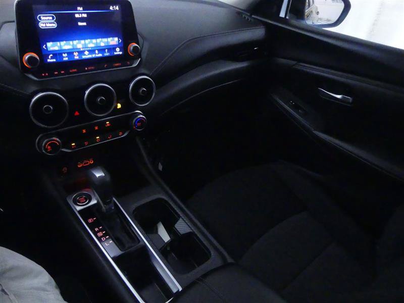 Used 2025 Nissan Sentra SV FWD image 14